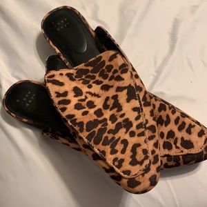 Women’s slide on loafer
